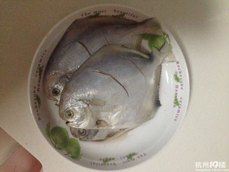 ys私房菜干煎鲳鱼-19楼私房菜-杭州19楼鸭肉与鸡肉同煮吗图片