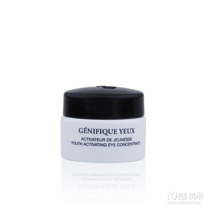 岁末新春,靓装礼包何处有,静夏聚美解君愁!-港