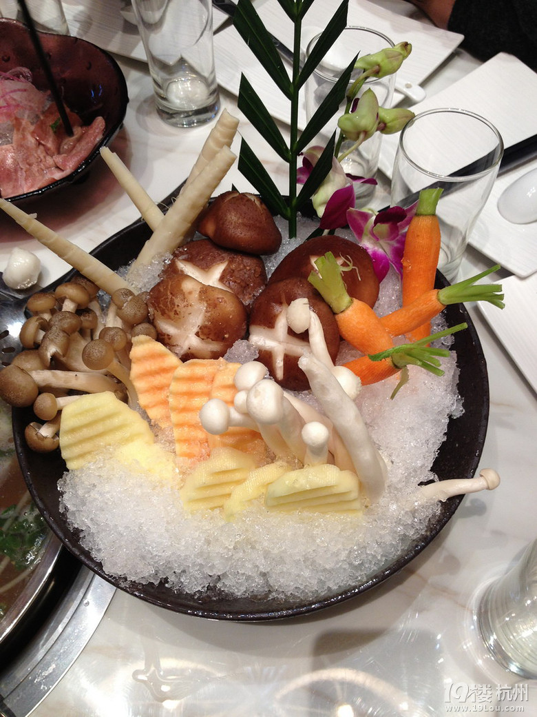 【8隊(duì)】情濃年夜飯——美食比拼，越夜越HIGH！