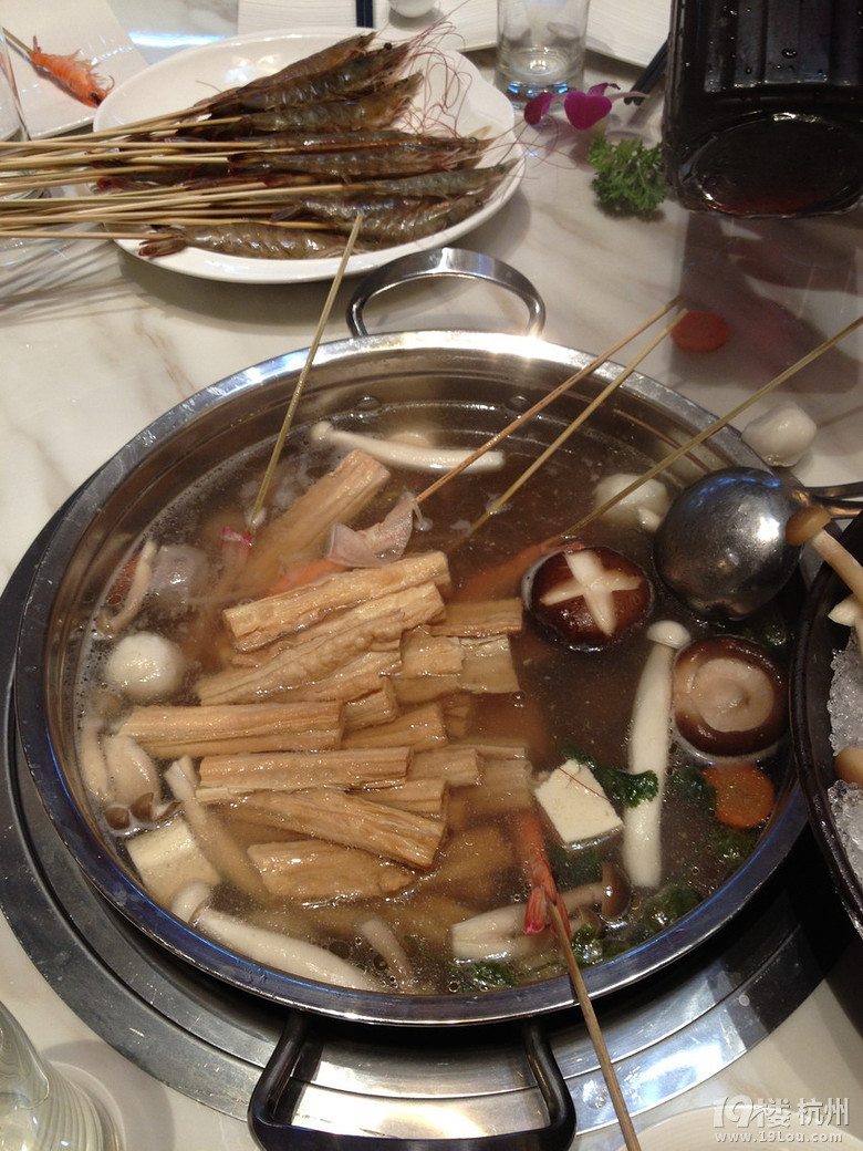 【8隊(duì)】情濃年夜飯——美食比拼，越夜越HIGH！
