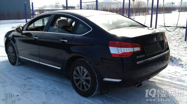 e2012ӭ(li)ȫ2013(ni)ѩգ