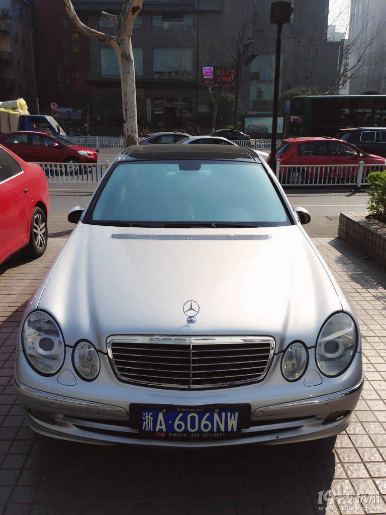 奔驰E240银色,05年11月上牌(个人转让)-转让-