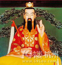 【皇朝旅游】港澳游跟团好还是自由行好?这问