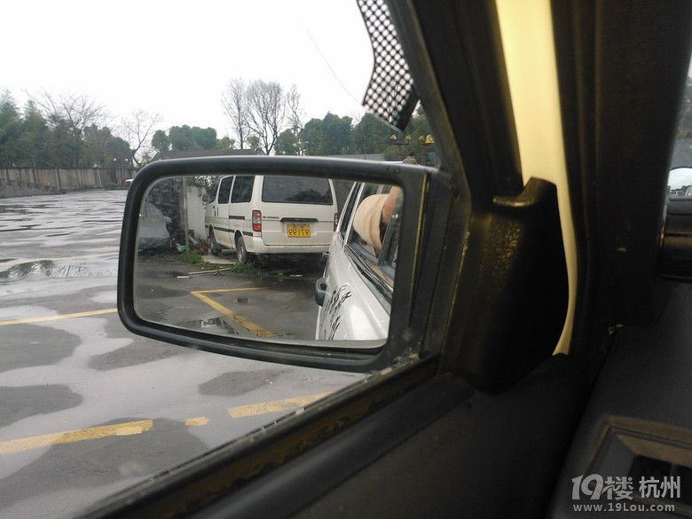 停车问题,咱来个图文并茂的 解释 一下。- 拉风 汽