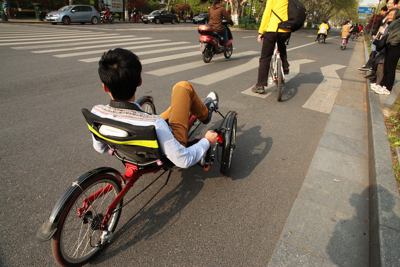 http://att2.citysbs.com/hangzhou/2013/04/10/10/middle_103612_13801365561372836_2bf2b645fdb6e2f3f2212bdf34322503.jpg