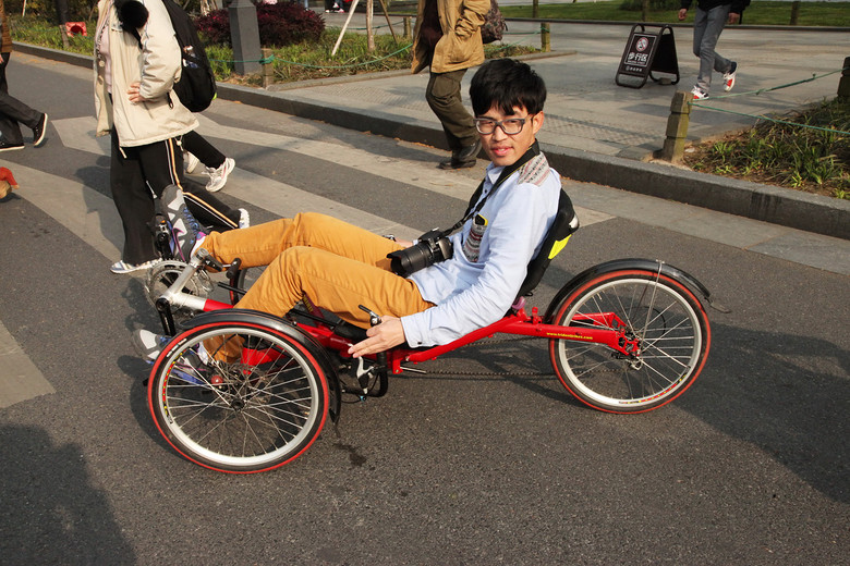 http://att2.citysbs.com/hangzhou/2013/04/10/10/middle_103613_15451365561373386_6276761eaf847d9974e1ca1c3e25b5b0.jpg