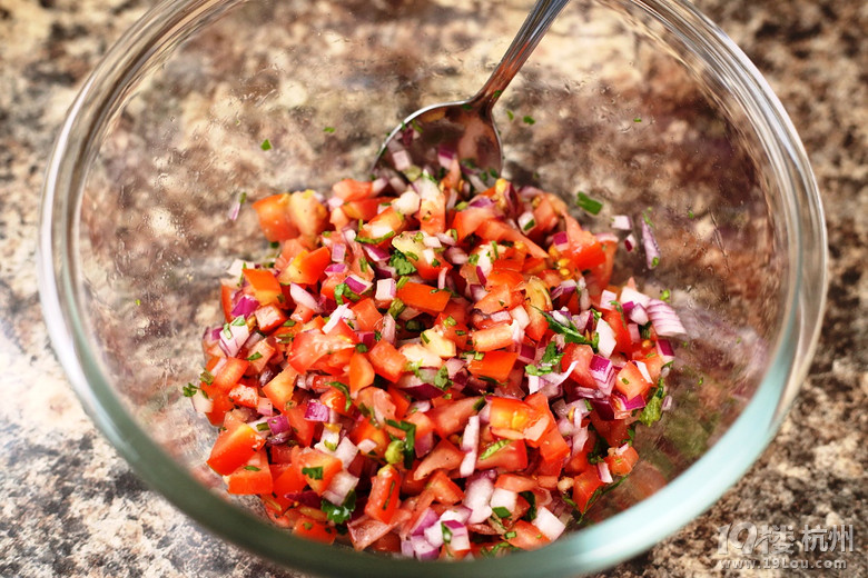 N - 尲~䷬ɫ Monkfish with Tomato Salsa