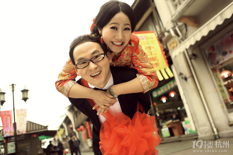 【穿越到30年代,做中式范新娘】--龙凤褂、旗袍