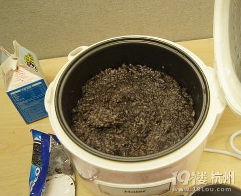 【小貓廚房】煮煮煮！網(wǎng)上盛傳的奧利奧米飯，傷不起啊��！