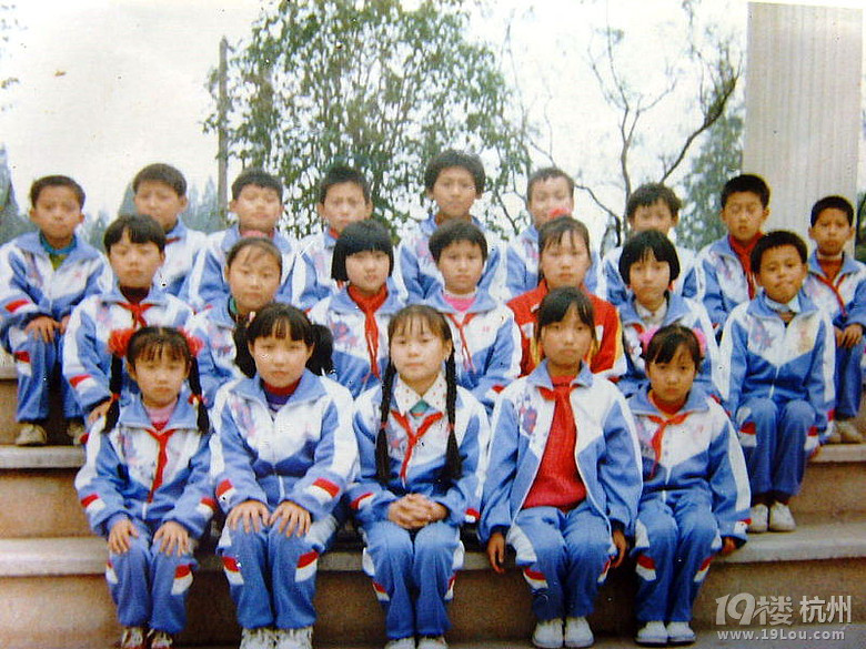 {关于大学的经典说说}.