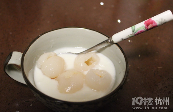 万得妙牛奶免费试吃-带病制作芝士蛋糕-美食狗