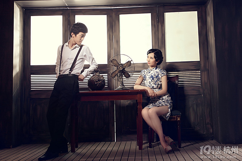 80后妹纸的个性旗袍,婚纱照的漫长过程分享。