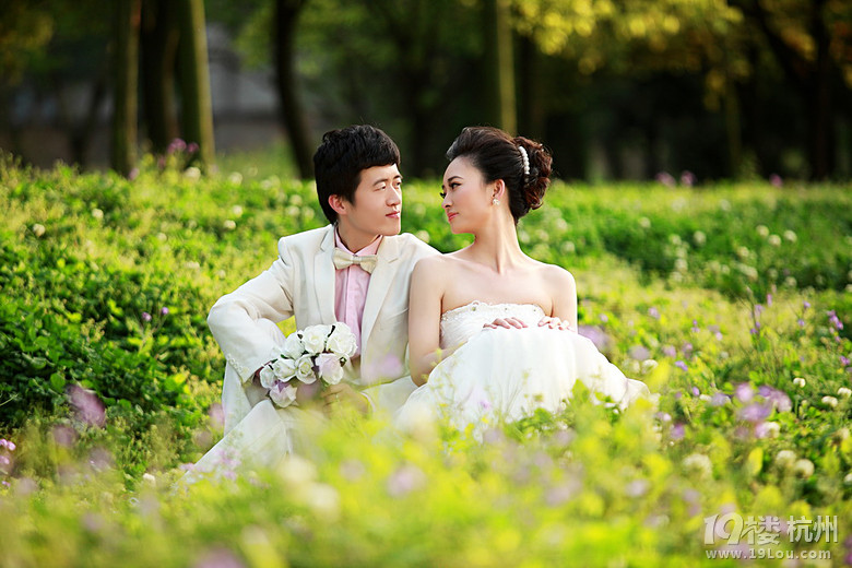 80后妹纸的个性旗袍,婚纱照的漫长过程分享。