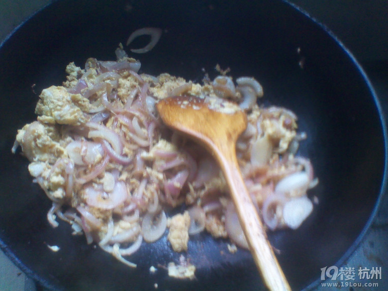《億媽美食》洋蔥炒雞蛋