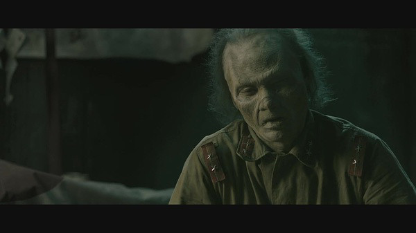 死亡矿坑 一部确实很坑的经典动作电影