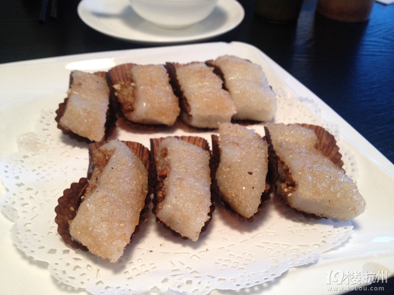 [4隊(duì)]發(fā)美食貼也流行混搭風(fēng)