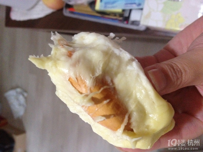 [4隊(duì)]發(fā)美食貼也流行混搭風(fēng)