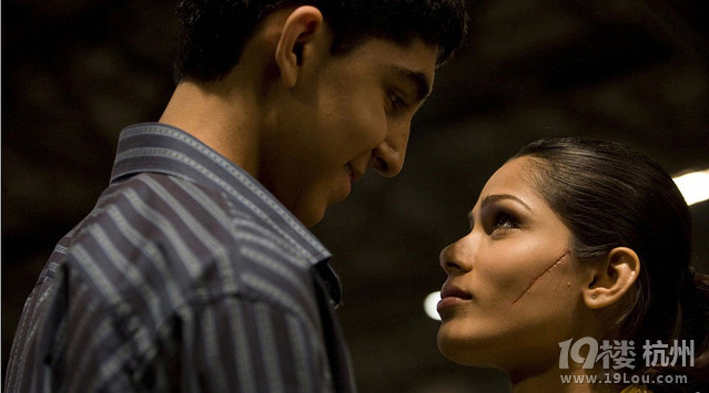 ˼~R}Slumdog  Millionaireؚߵİf