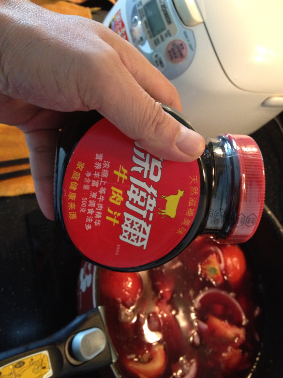 美味的紅酒牛尾濃湯（騷騷美食大全）