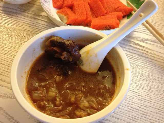 美味的紅酒牛尾濃湯（騷騷美食大全）