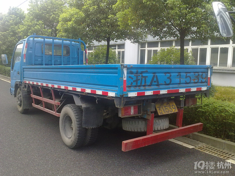公司两辆2吨江淮货车转让-二手车-杭州19楼