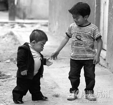 矮穷挫逆袭高富帅,生长激素的作用惊人!-交