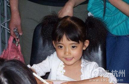 <em>韩国</em>人气童星郑多彬长大变身<em>正妹</em>-XOXO谈-孩