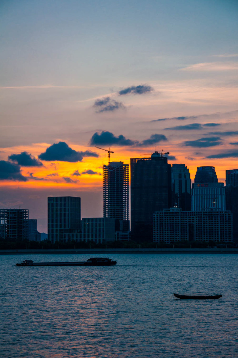 錢塘江夕陽(yáng)