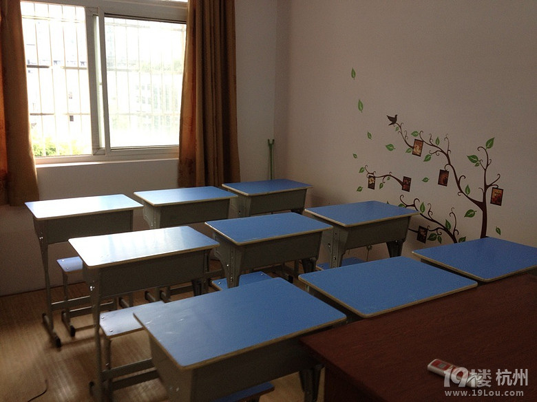 滨兴小区 家门口的幼儿英语培训班火热招生中