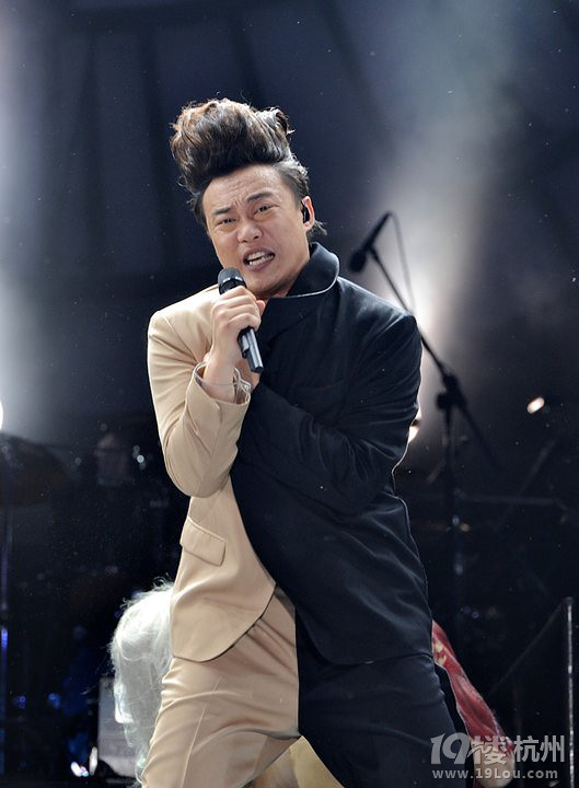 你当我是浮夸吧~~陈奕迅--不能错过的好歌神-