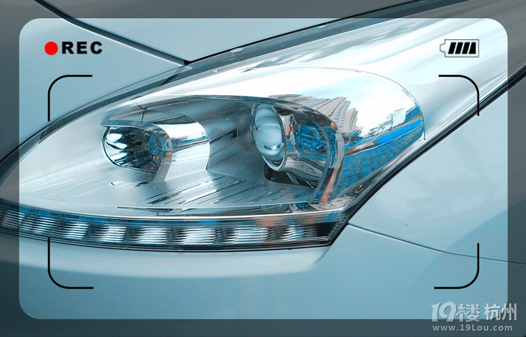 關(guān)于汽車的那些事，白色3008提車作業(yè)