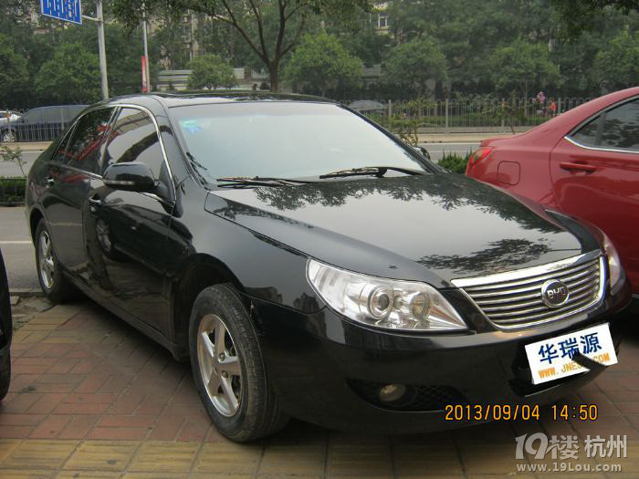 南二手比亚迪F6 2.0 手动黑色 转转转-二手车-杭