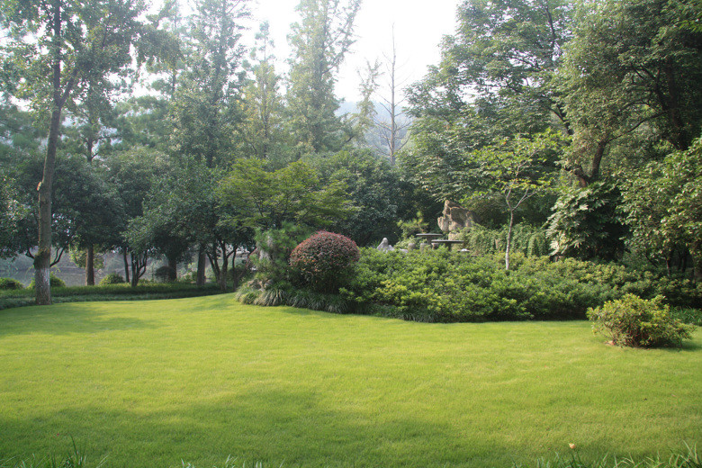 【杭州花家山庄】 (西湖边草坪婚礼,无柱宴会厅