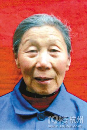 黑壓壓馬蜂襲擊四歲孫女古稀奶奶身體罩住20分鐘
