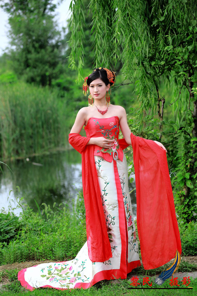 古装红衣美女-人像派-19摄区-杭州19楼
