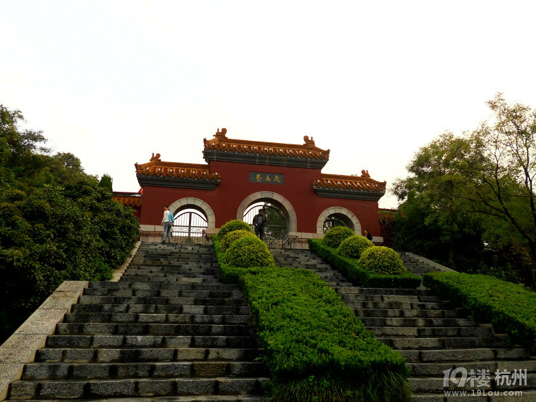 一路向西，日光傾城-----------西北旅行日記