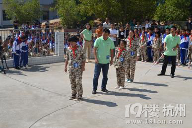 第一次参加沃尔沃精英车主俱乐部活动--捐赠健