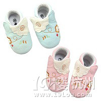 宝宝学步鞋如何挑选-婴儿期(1-12个月)-孩爸孩