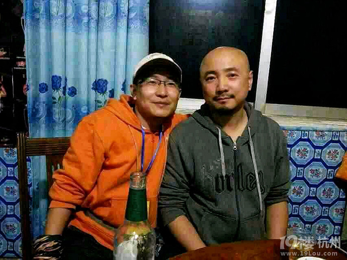 相片:湘西芙蓉镇偶遇徐峥和黄渤拍戏玩命爱情