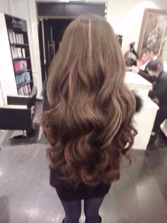 有个美女问<em>头发在哪里做</em>的,这个是-手机随手拍