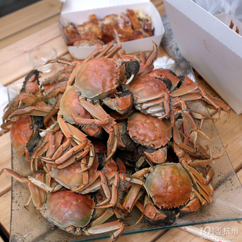 【4队】吃货聚美汇--螃蟹哥,引爆的疯狂嗨点-美