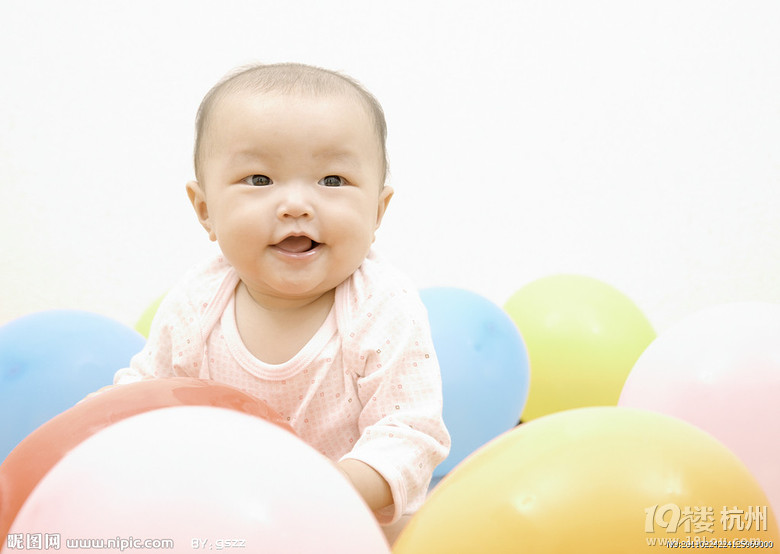 新生儿白天不睡觉-家事百科-孩爸孩妈聊天室-杭