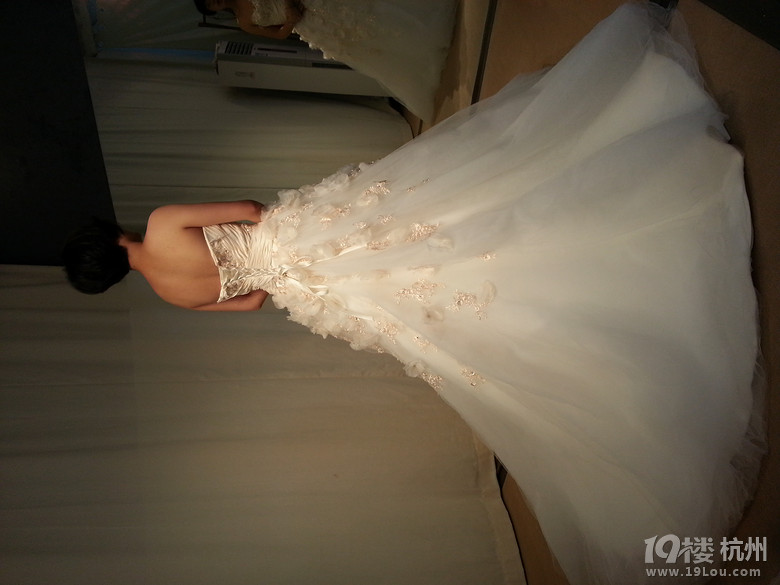 只要坚持不懈,终会找到属于自己的~-婚纱礼服