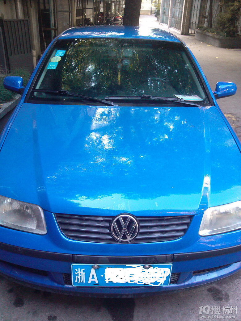 上海大众 高尔 四门 年检 保险到14年12月 2.8万