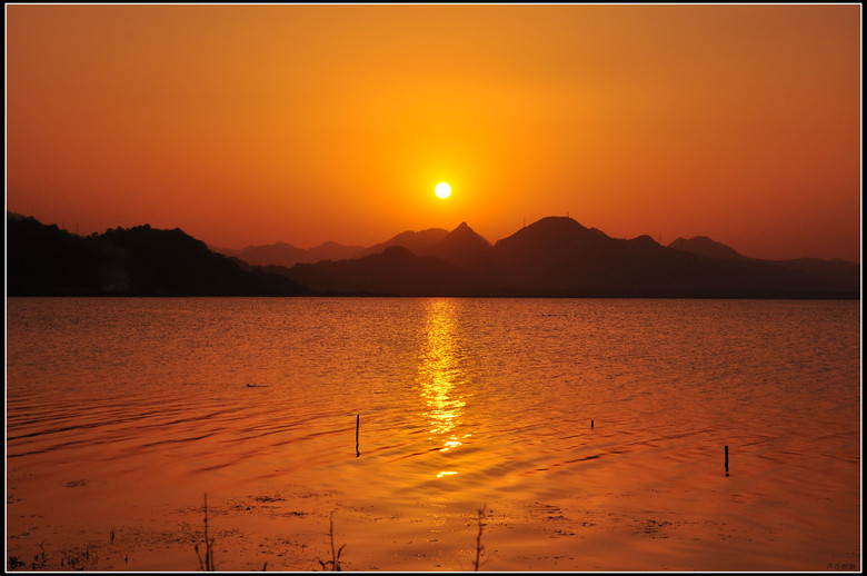 太阳慢慢在山那边落下 -风景照-19摄区-杭州19