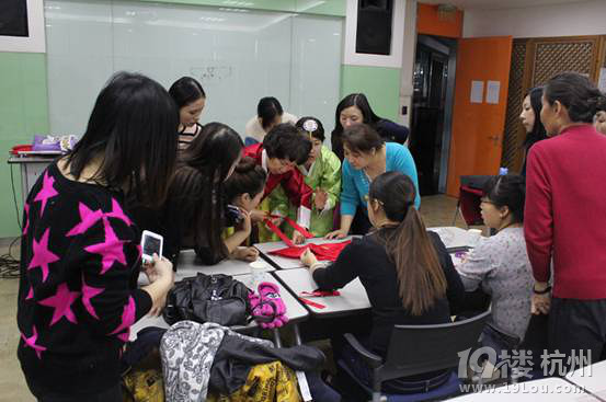 宝宝成长记--巧手妈咪学制衣-婴儿期(1-12个月