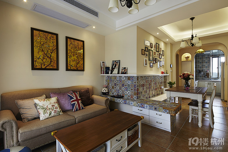 沙发墙_杭州19楼