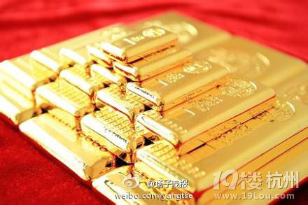 沈阳土豪老板买百余根金条为员工发年终奖 -