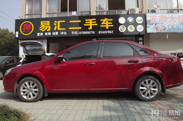 出售红色凯越-二手车-杭州19楼