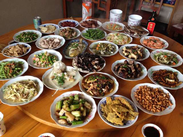 我家招待客人,乡下里待客菜总要做-年夜饭-杭州